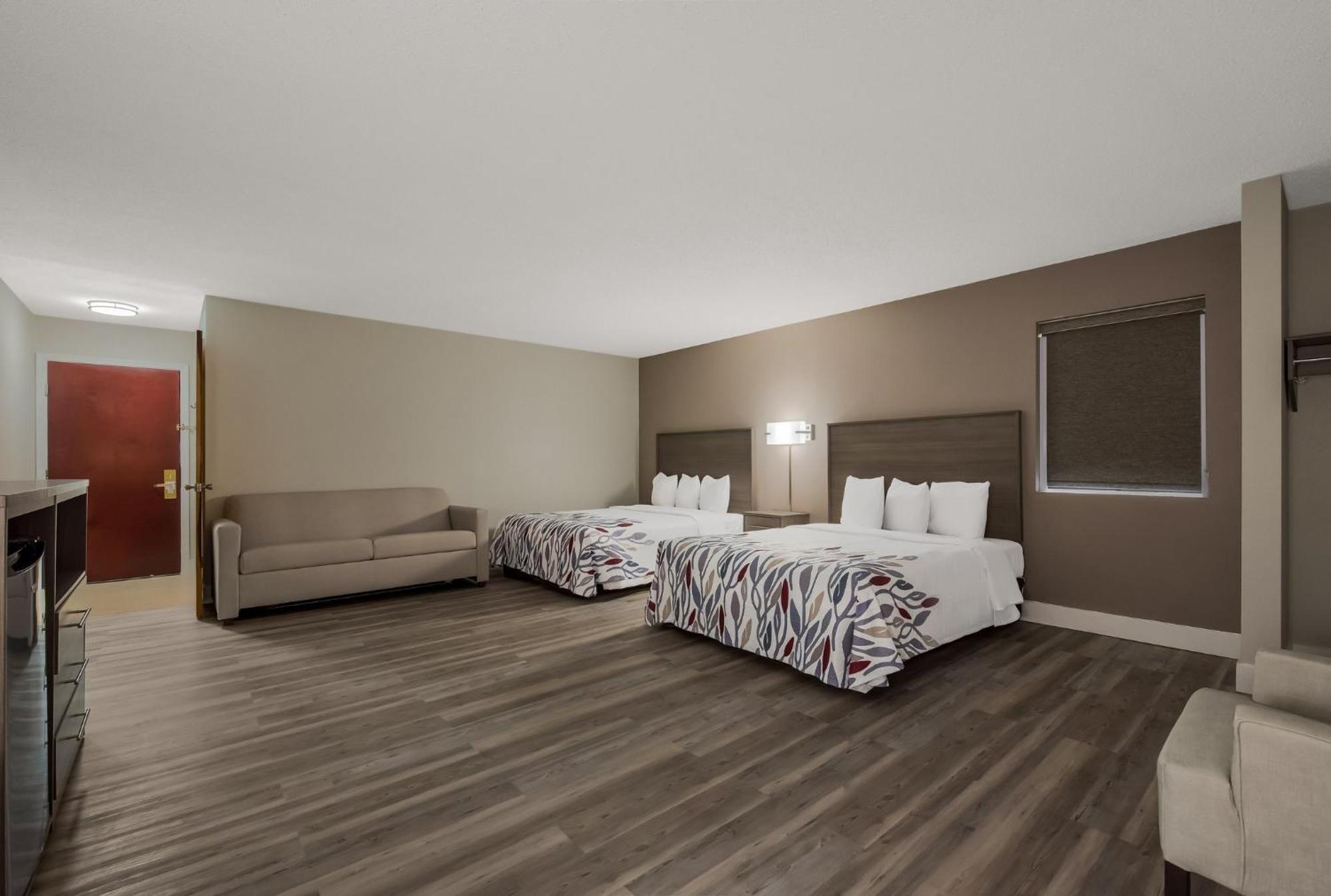 Red Roof Inn & Suites Vineland - Buena Экстерьер фото