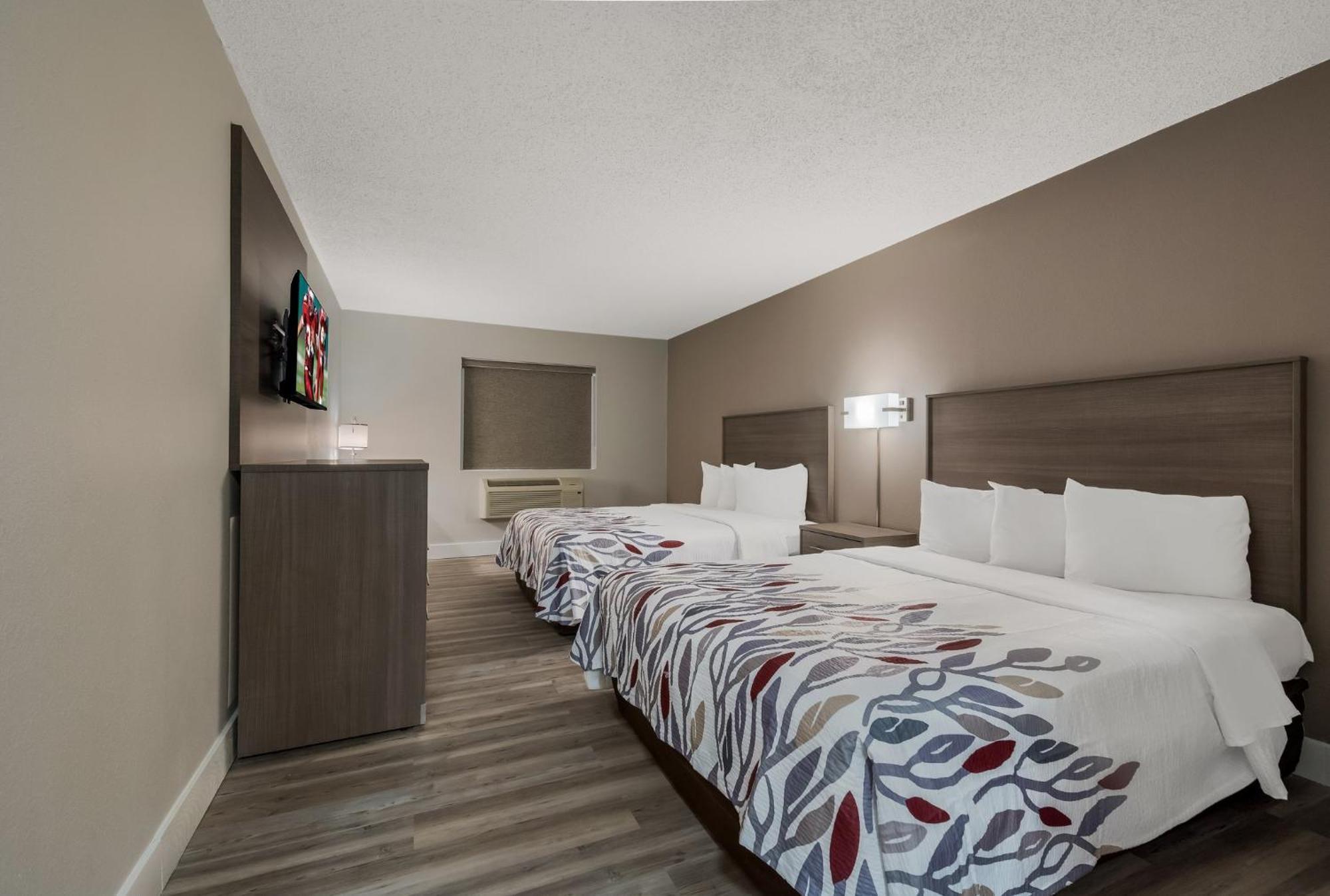 Red Roof Inn & Suites Vineland - Buena Экстерьер фото